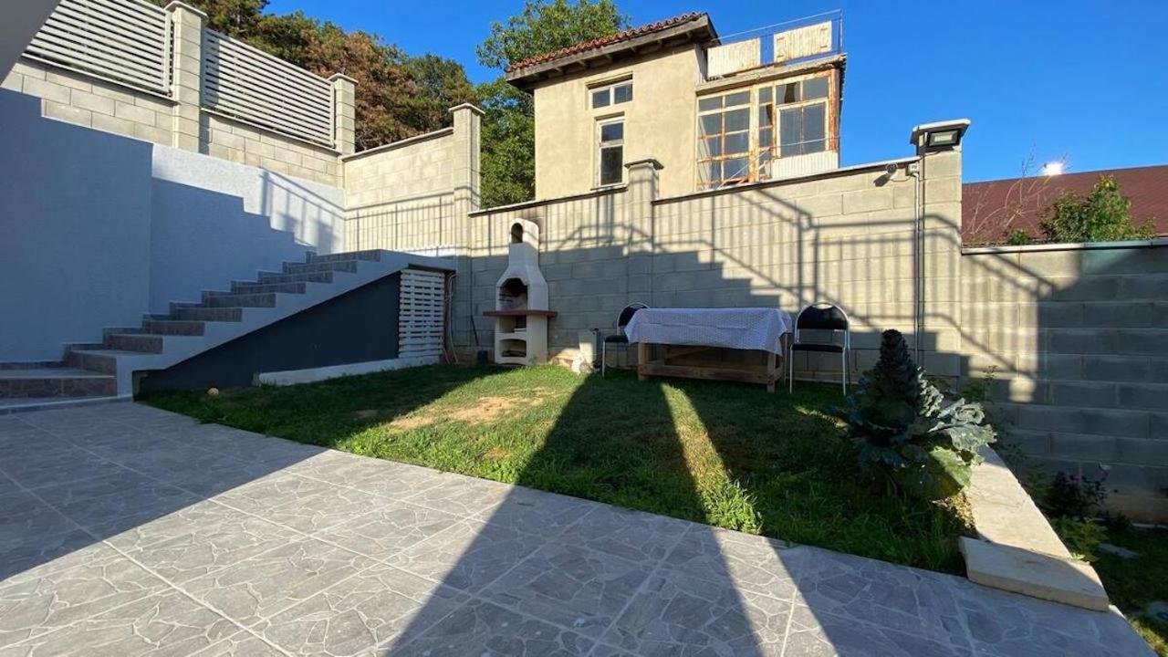 Lola Seaview Guest House. Уютный Домик В Варне Varna Exteriér fotografie